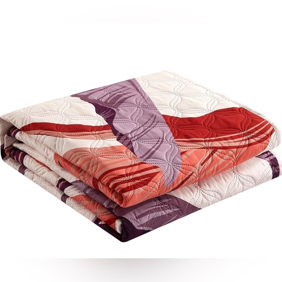 NY&C Trident Quilt Set, King Size - Picture 4 of 4